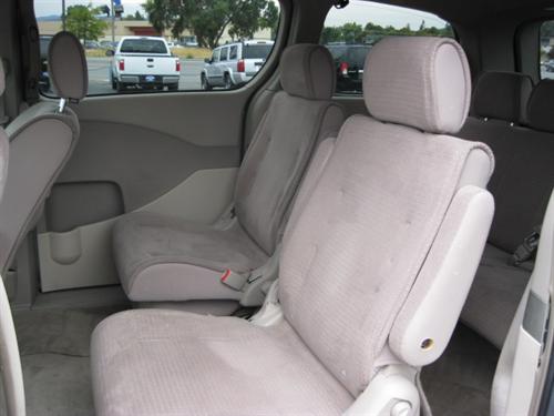 Nissan Quest 2005 photo 2