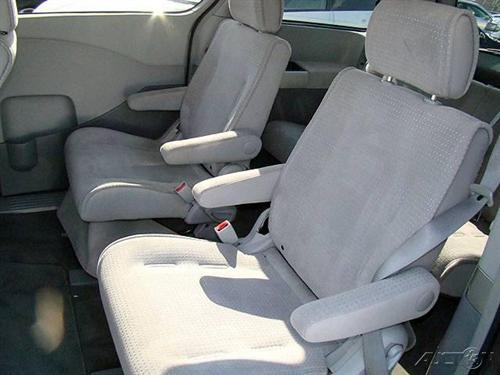Nissan Quest 2005 photo 2