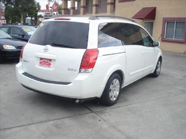 Nissan Quest 2005 photo 2