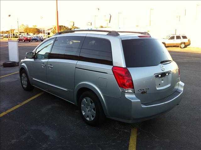Nissan Quest 2005 photo 2