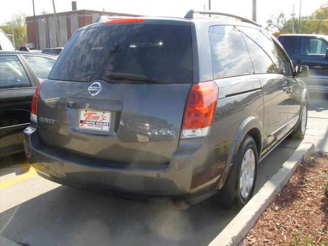 Nissan Quest 2005 photo 1