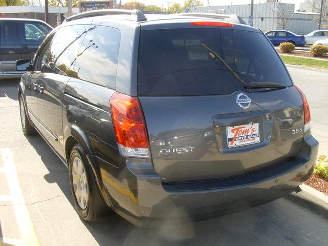Nissan Quest 2005 photo 3