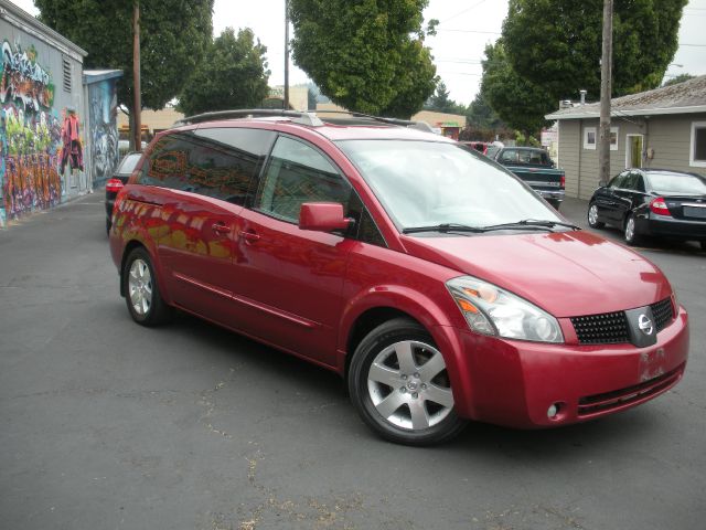 Nissan Quest 2005 photo 2