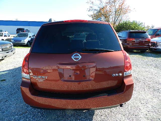 Nissan Quest Supercab 139 XLT MiniVan