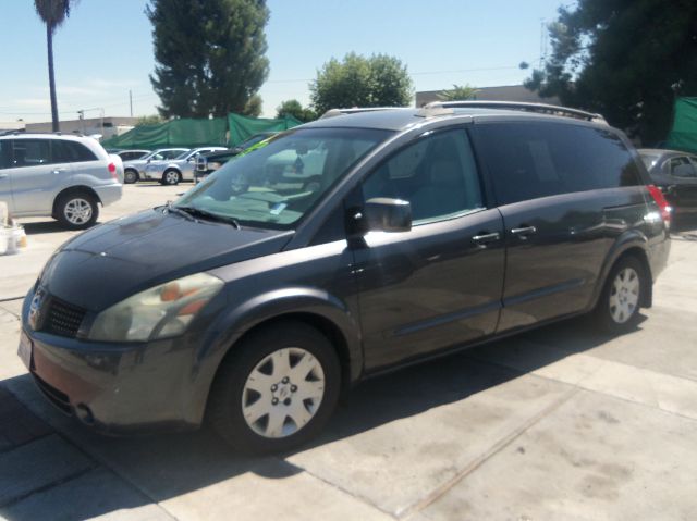 Nissan Quest 2005 photo 2