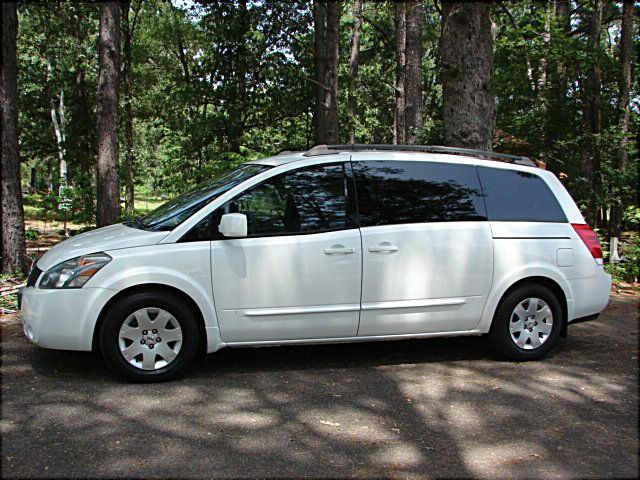 Nissan Quest ST Pickup 4D 5 1/2 Ft MiniVan