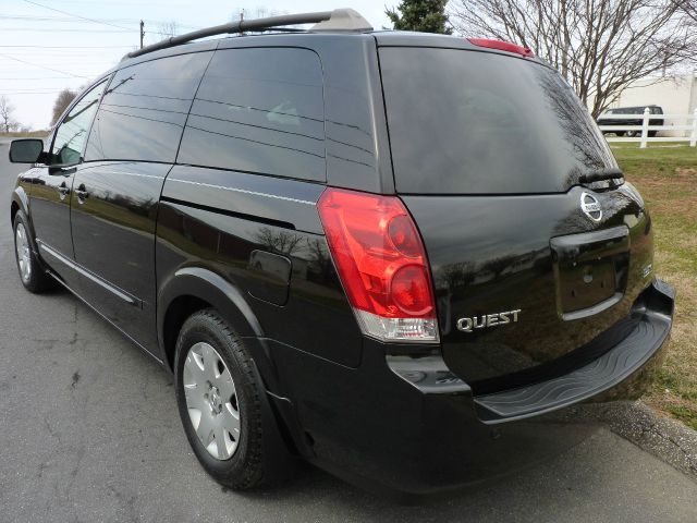 Nissan Quest 2006 photo 2