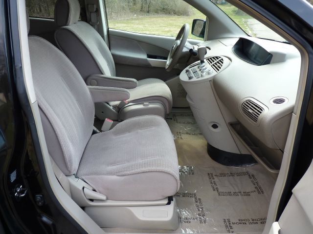 Nissan Quest 2006 photo 25