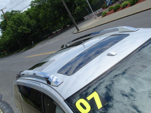 Nissan Quest LE MiniVan