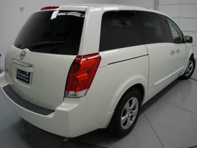Nissan Quest 3 MiniVan