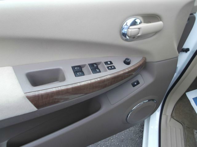 Nissan Quest ST Pickup 4D 5 1/2 Ft MiniVan