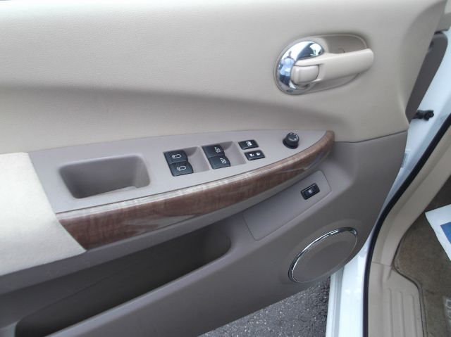 Nissan Quest ST Pickup 4D 5 1/2 Ft MiniVan