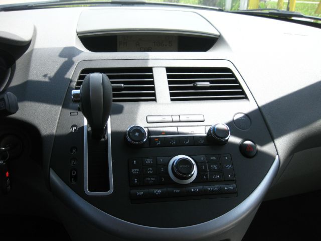 Nissan Quest 2008 photo 2