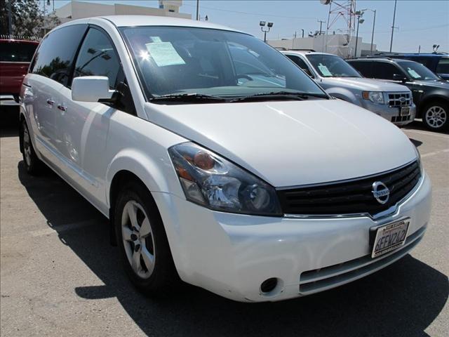 Nissan Quest Base MiniVan