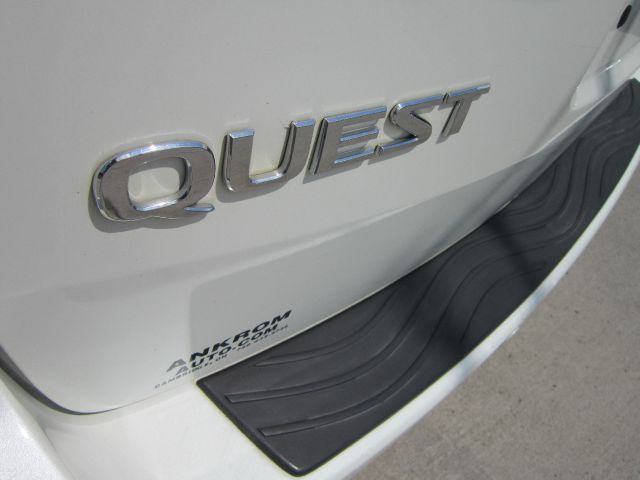 Nissan Quest 2008 photo 12