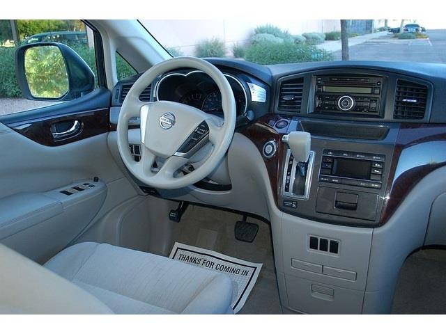 Nissan Quest 2011 photo 1