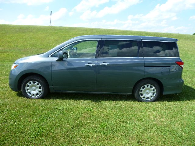 Nissan Quest 2012 photo 1