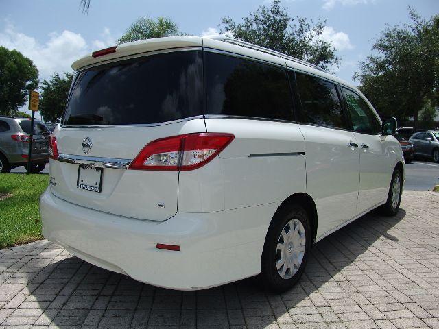 Nissan Quest 2012 photo 3