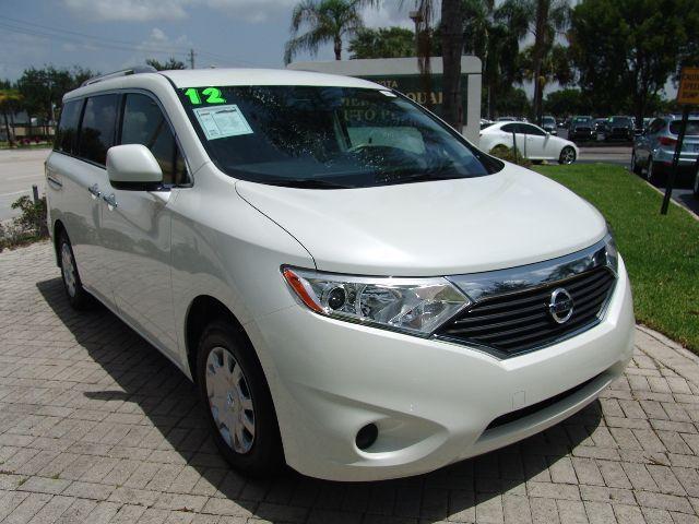 Nissan Quest 2012 photo 4