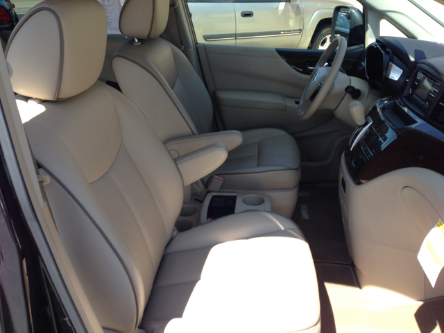 Nissan Quest 2012 photo 12