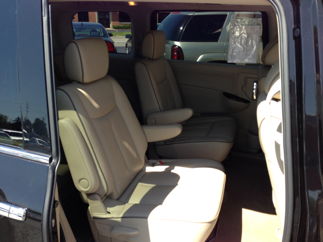 Nissan Quest 2012 photo 6