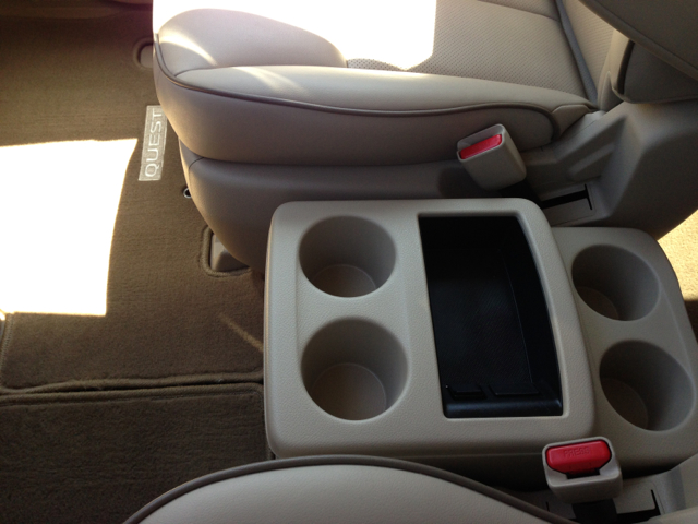 Nissan Quest 2012 photo 8