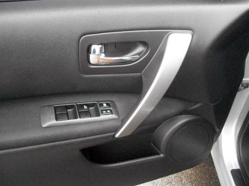 Nissan Rogue 2008 photo 3