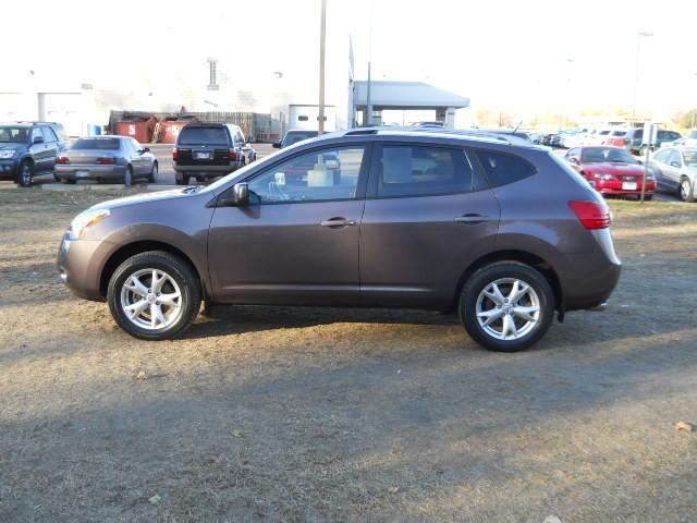 Nissan Rogue LS S Sport Utility