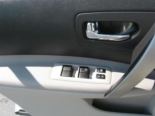 Nissan Rogue XR Other