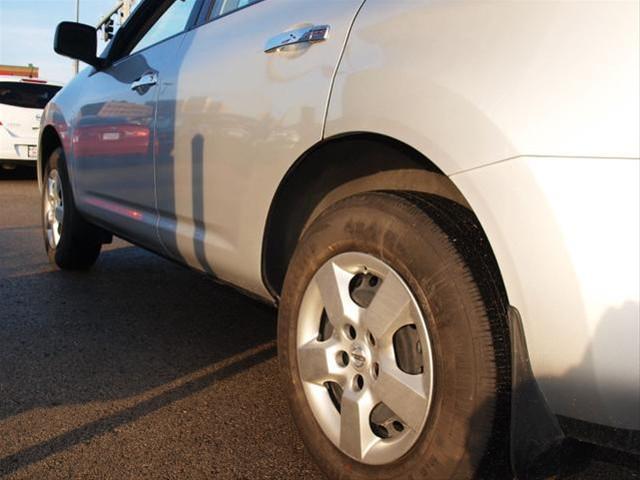 Nissan Rogue 2010 photo 3