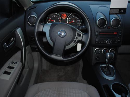 Nissan Rogue 2010 photo 2