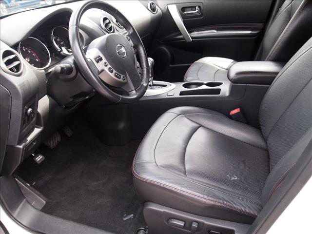 Nissan Rogue Unknown SUV