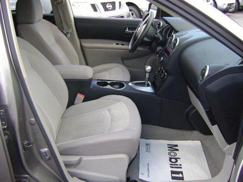 Nissan Rogue 2010 photo 3