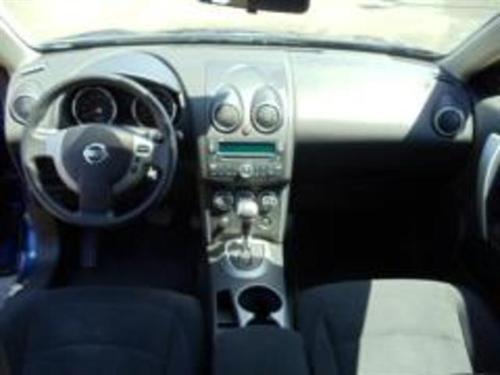 Nissan Rogue 2010 photo 1
