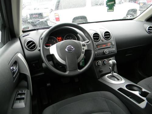 Nissan Rogue 2010 photo 2