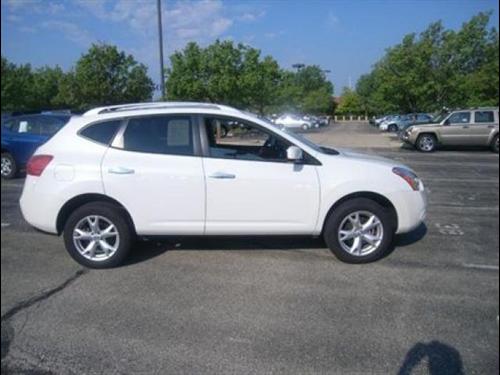 Nissan Rogue 2010 photo 1