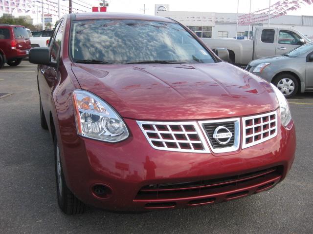 Nissan Rogue 2010 photo 1