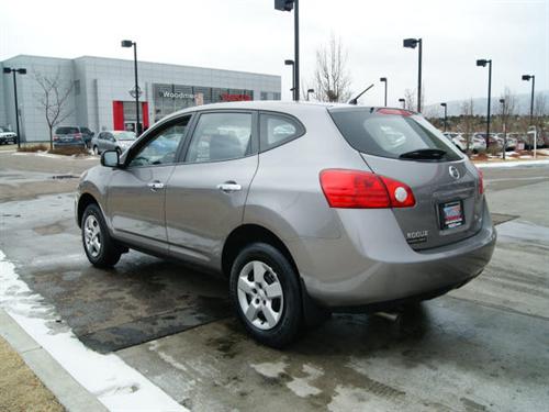 Nissan Rogue 2010 photo 4