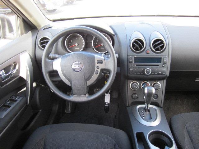 Nissan Rogue 2010 photo 4