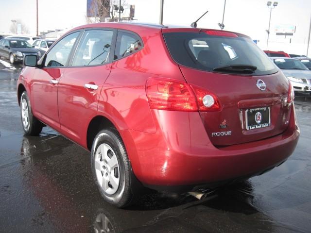 Nissan Rogue 2010 photo 2