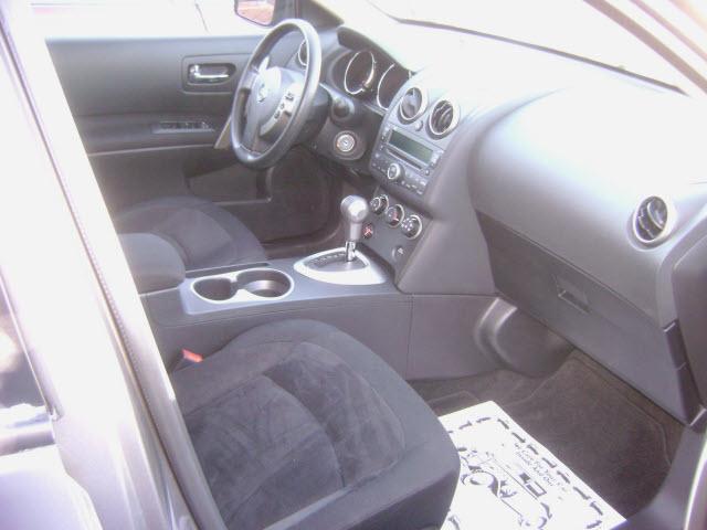 Nissan Rogue 2010 photo 3