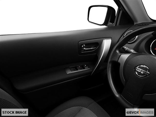 Nissan Rogue 2010 photo 4
