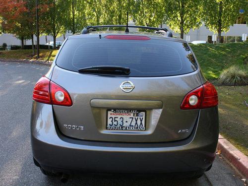 Nissan Rogue 2010 photo 1