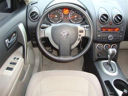 Nissan Rogue 2010 photo 2