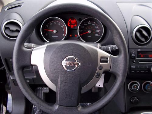 Nissan Rogue 2010 photo 3