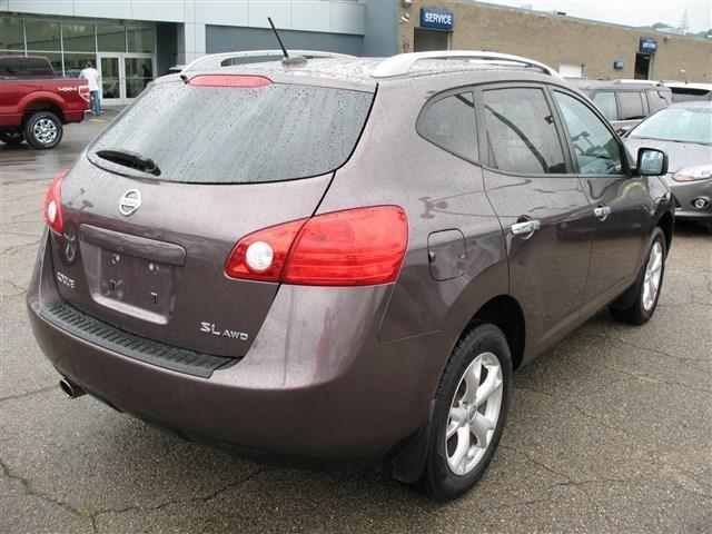 Nissan Rogue 2010 photo 2