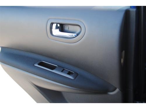 Nissan Rogue 2010 photo 3