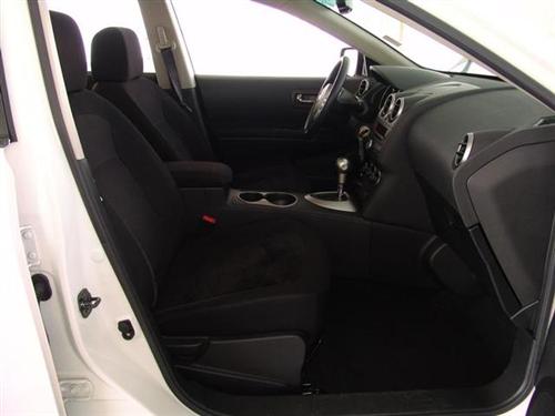Nissan Rogue 2010 photo 4