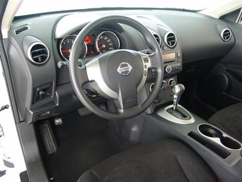 Nissan Rogue 2010 photo 5