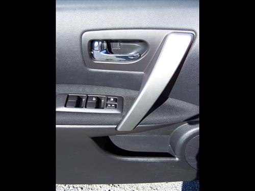 Nissan Rogue 2010 photo 1